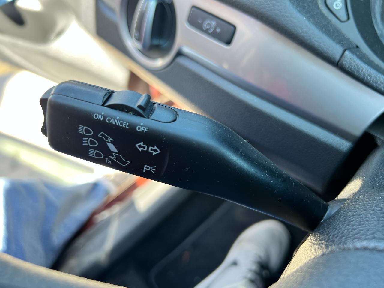 Volkswagen Passat 4dr Sdn 1.8T Auto Wolfsburg Ed 2014