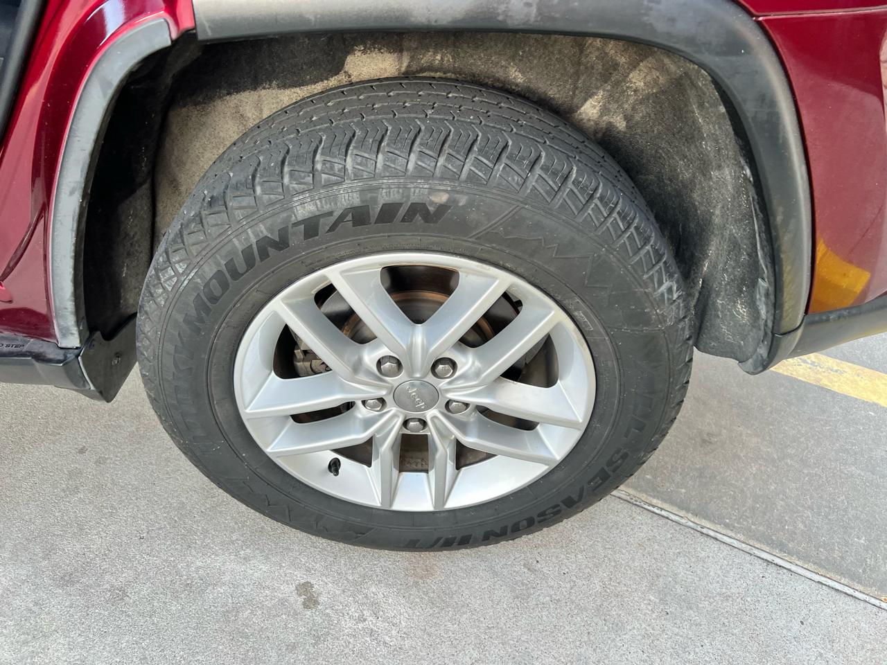 Jeep Grand Cherokee Laredo E 4x2 *Ltd Avail* 2018