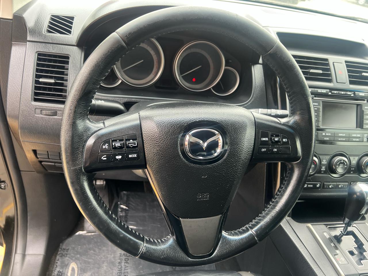 Mazda CX-9 FWD 4dr Touring 2011