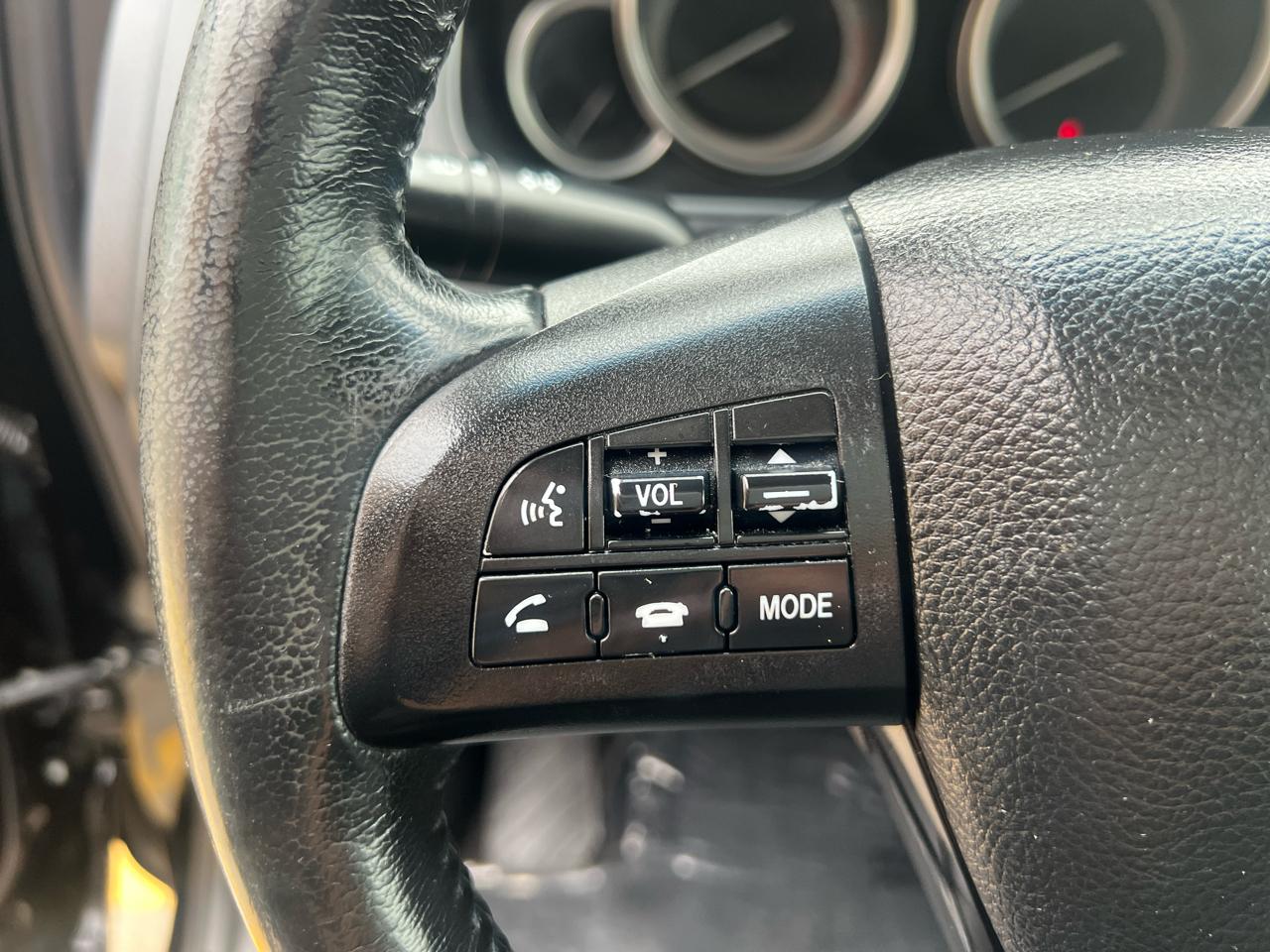 Mazda CX-9 FWD 4dr Touring 2011