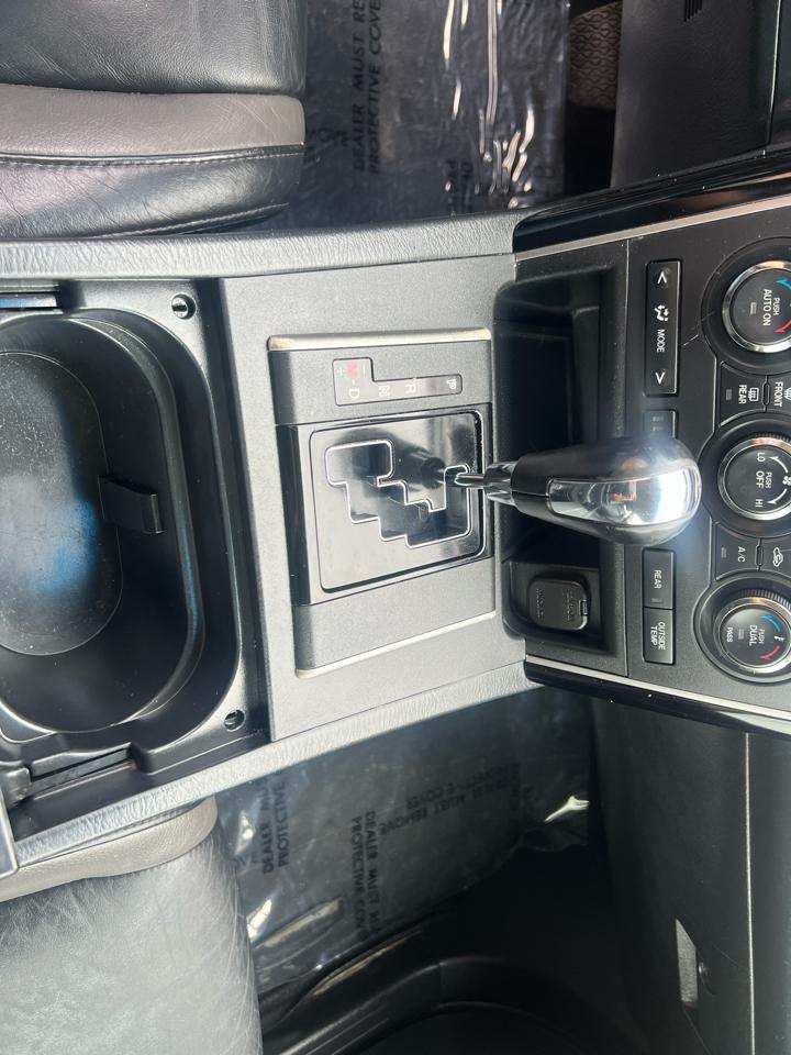 Mazda CX-9 FWD 4dr Touring 2011