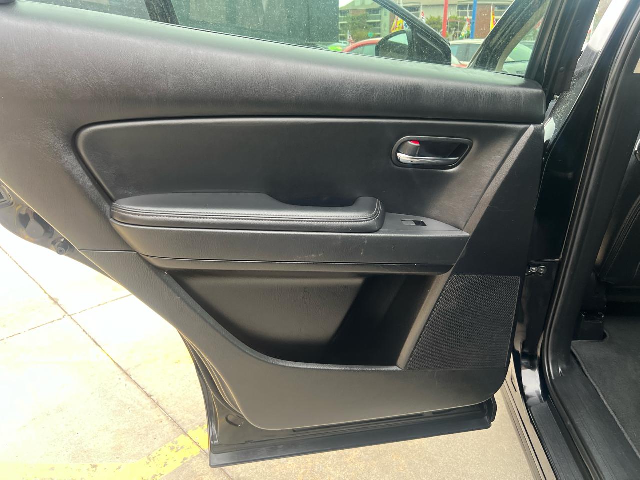 Mazda CX-9 FWD 4dr Touring 2011