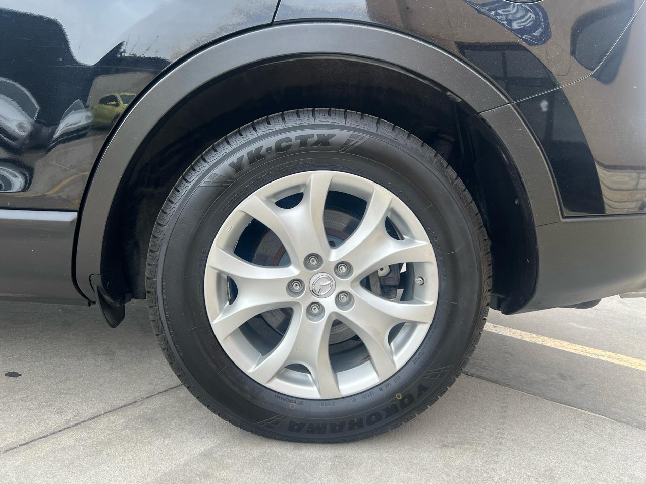 Mazda CX-9 FWD 4dr Touring 2011