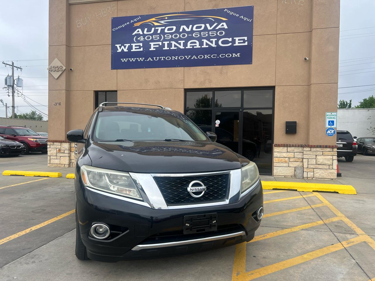 Nissan Pathfinder 4WD 4dr Platinum 2015
