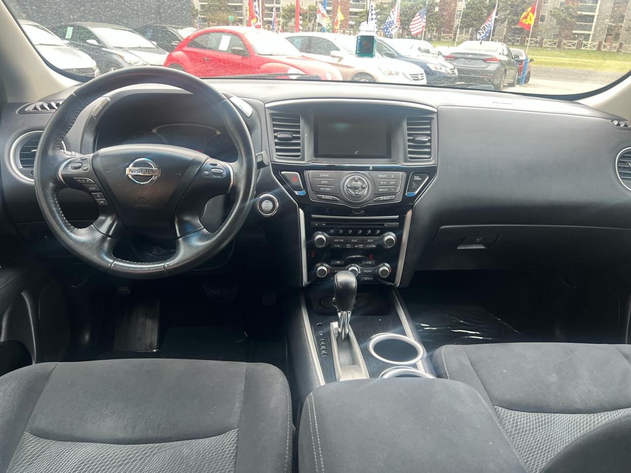 Nissan Pathfinder 4WD 4dr Platinum 2015