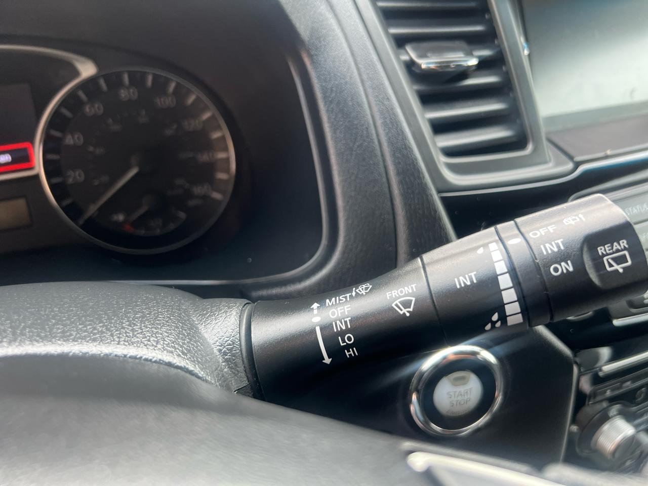 Nissan Pathfinder 4WD 4dr Platinum 2015