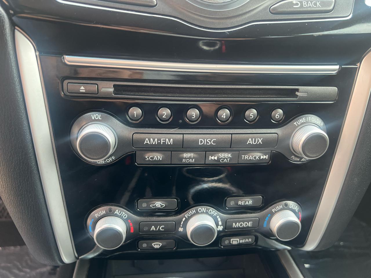 Nissan Pathfinder 4WD 4dr Platinum 2015