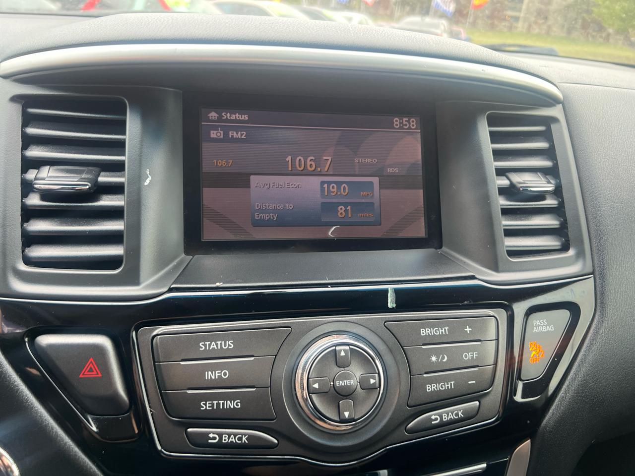 Nissan Pathfinder 4WD 4dr Platinum 2015