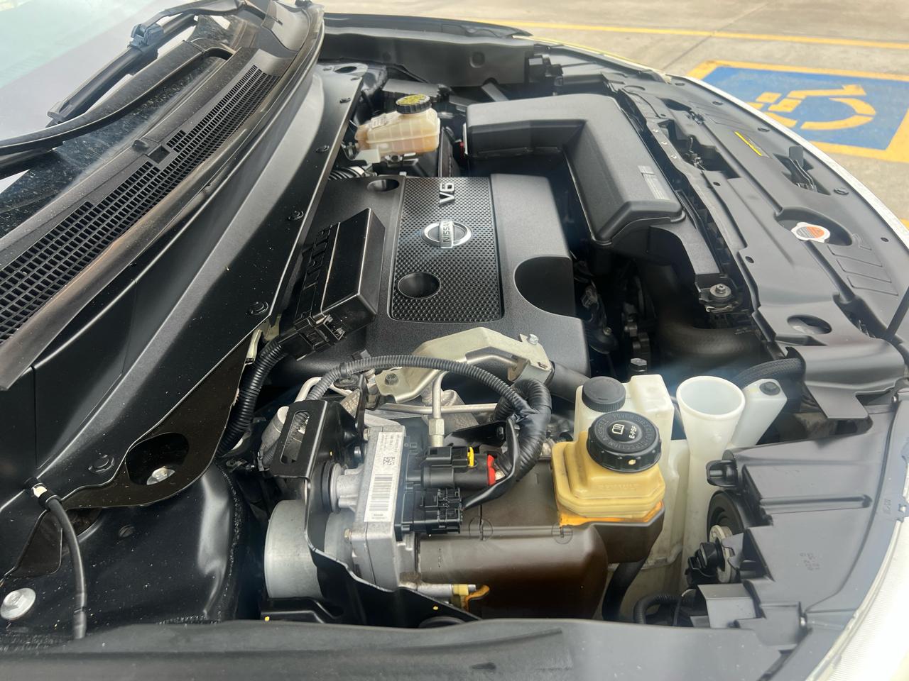 Nissan Pathfinder 4WD 4dr Platinum 2015