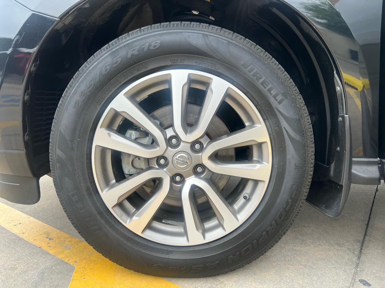 Nissan Pathfinder 4WD 4dr Platinum 2015