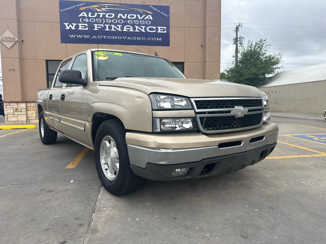Chevrolet Silverado 1500 Crew Cab 143.5" WB 2WD LT2 2006