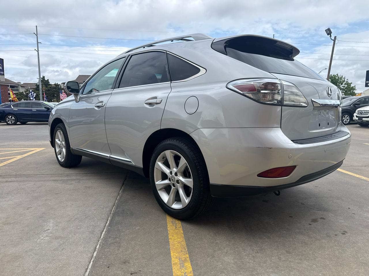 Lexus RX 350 FWD 4dr 2011