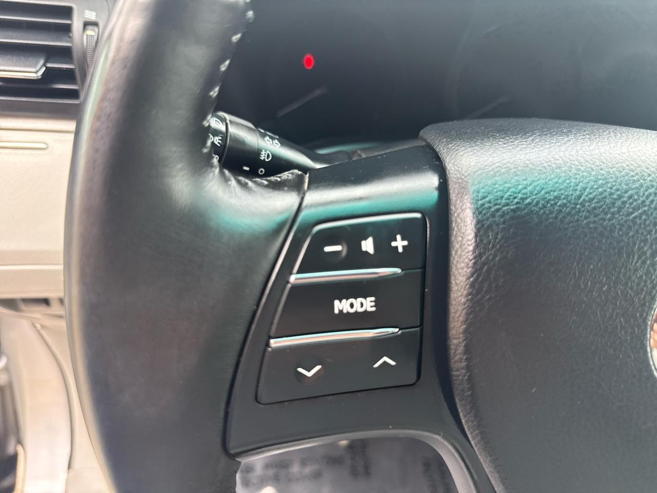 Lexus RX 350 FWD 4dr 2011