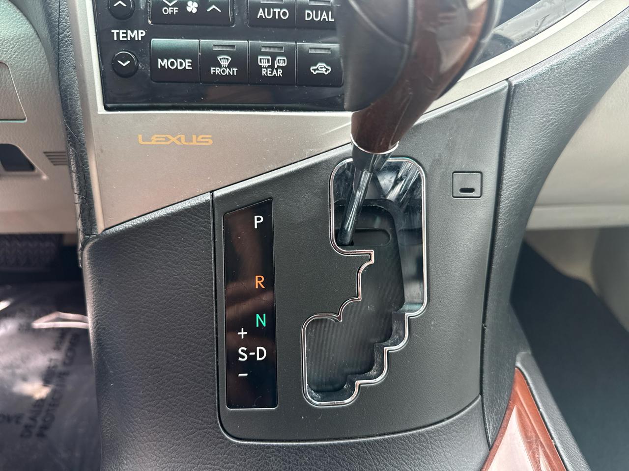 Lexus RX 350 FWD 4dr 2011