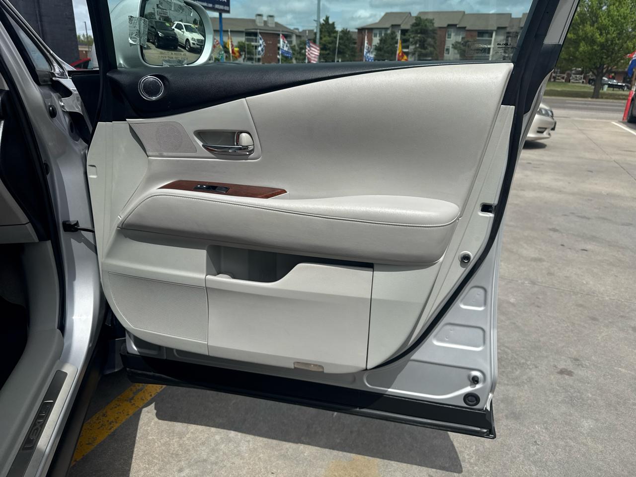 Lexus RX 350 FWD 4dr 2011