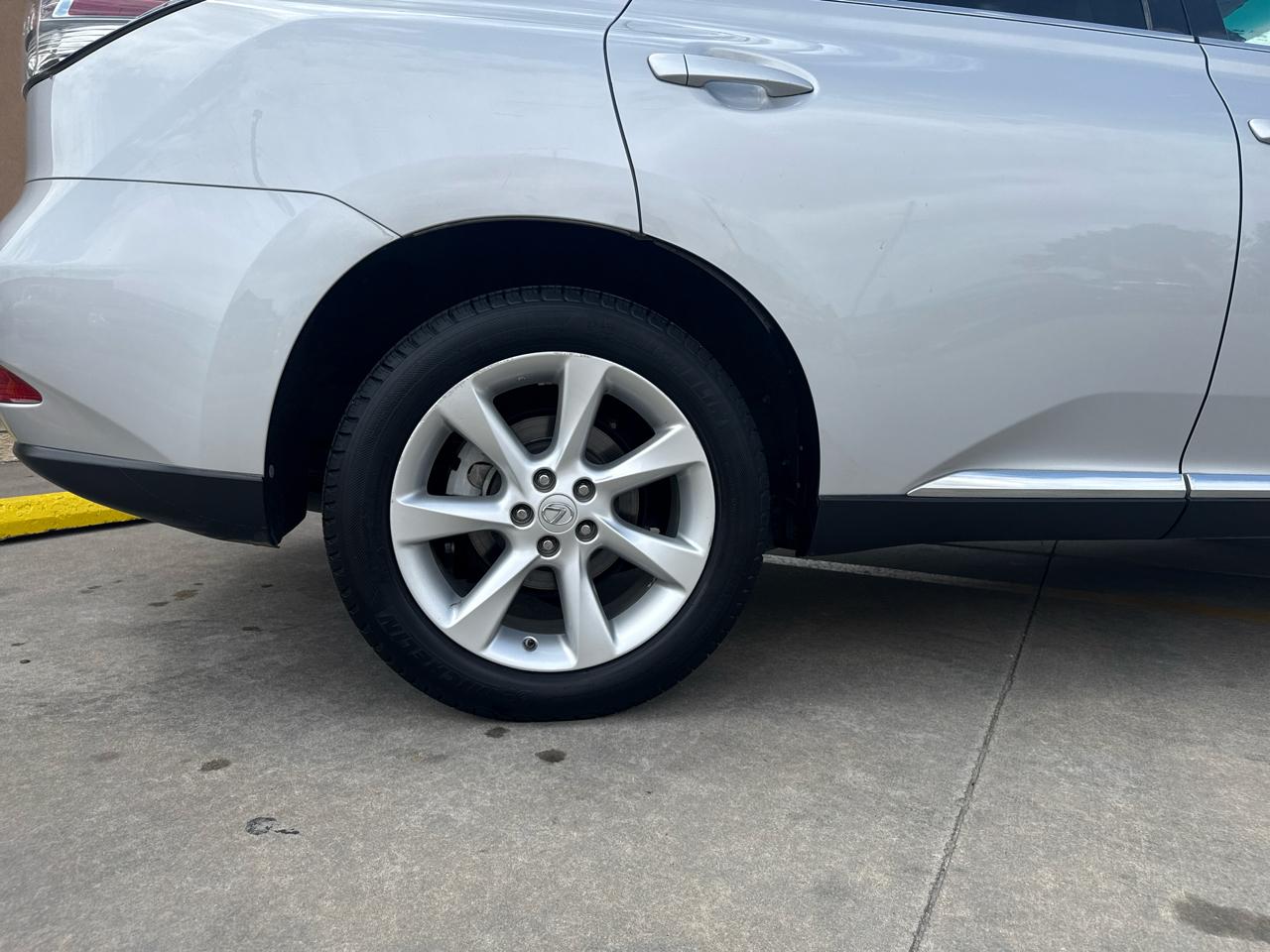 Lexus RX 350 FWD 4dr 2011