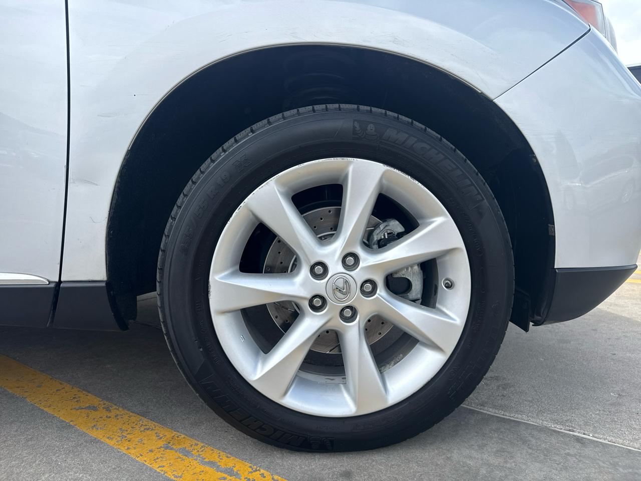 Lexus RX 350 FWD 4dr 2011