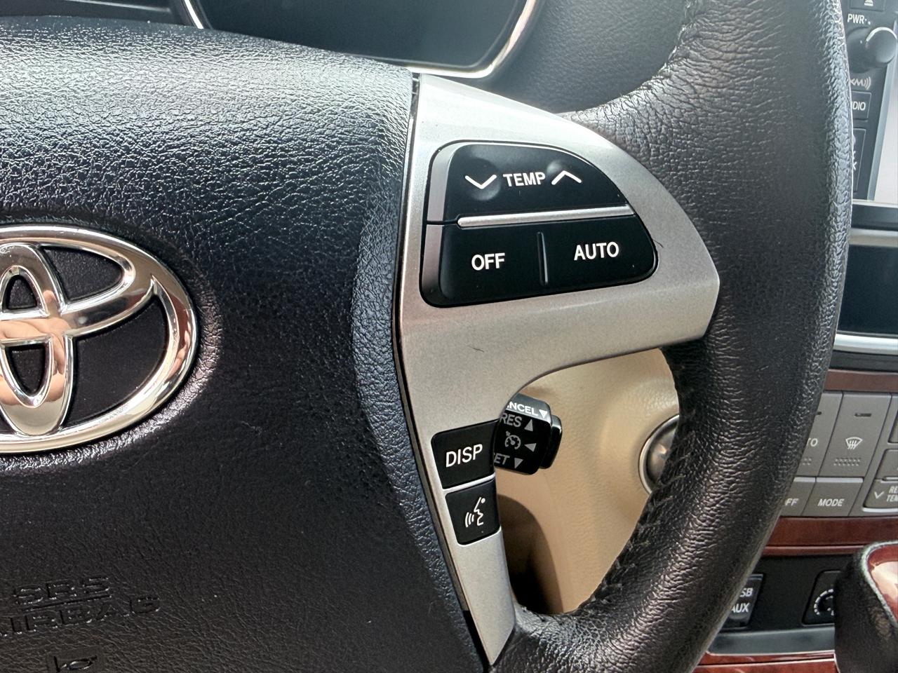 Toyota Highlander FWD 4dr V6 Limited (Natl) 2013