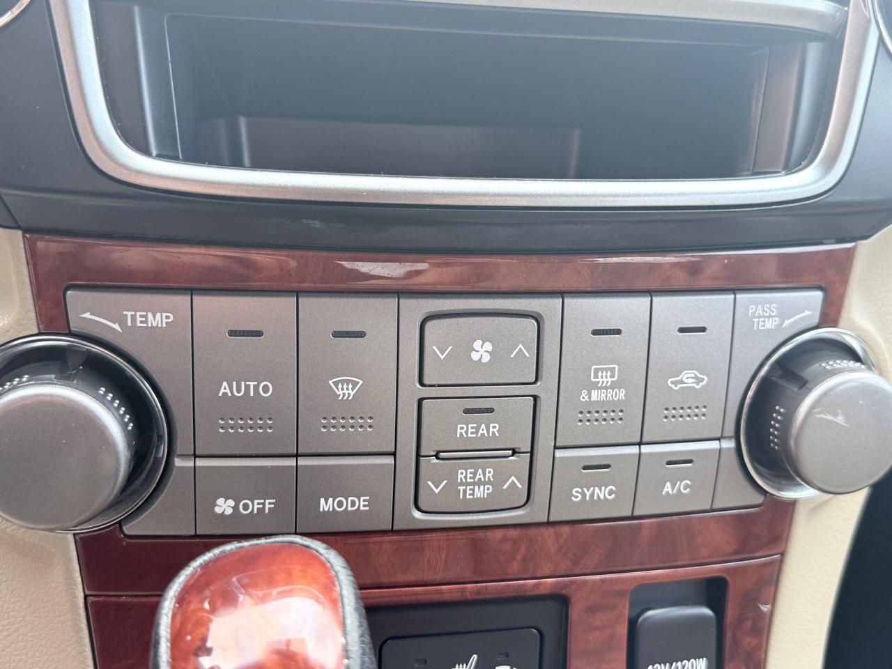 Toyota Highlander FWD 4dr V6 Limited (Natl) 2013