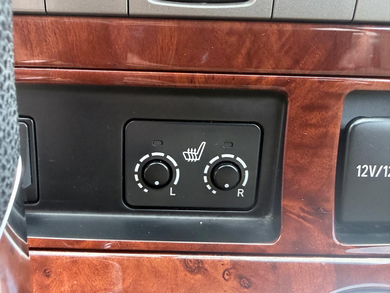 Toyota Highlander FWD 4dr V6 Limited (Natl) 2013