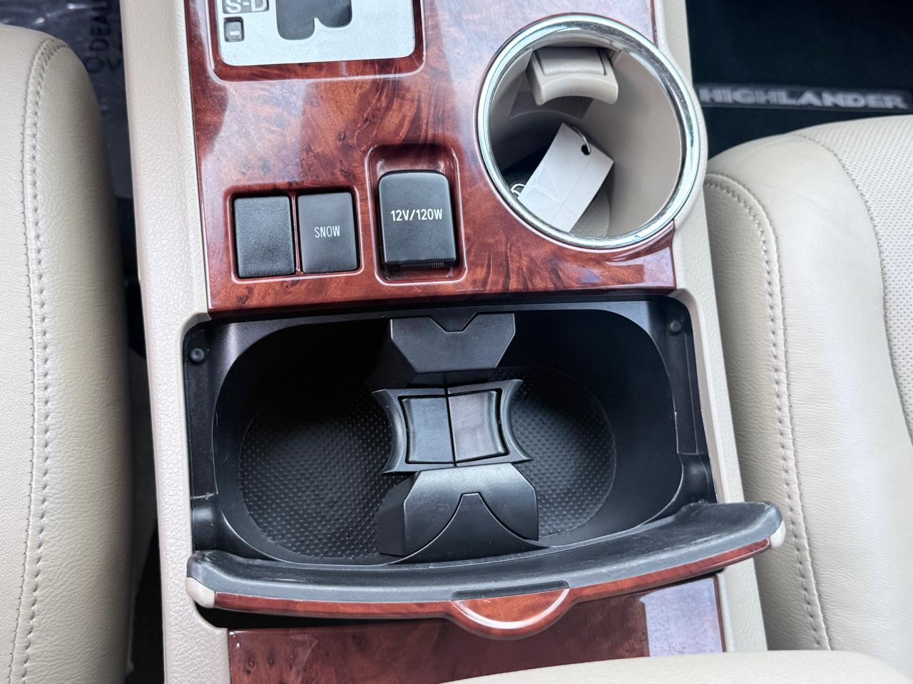 Toyota Highlander FWD 4dr V6 Limited (Natl) 2013