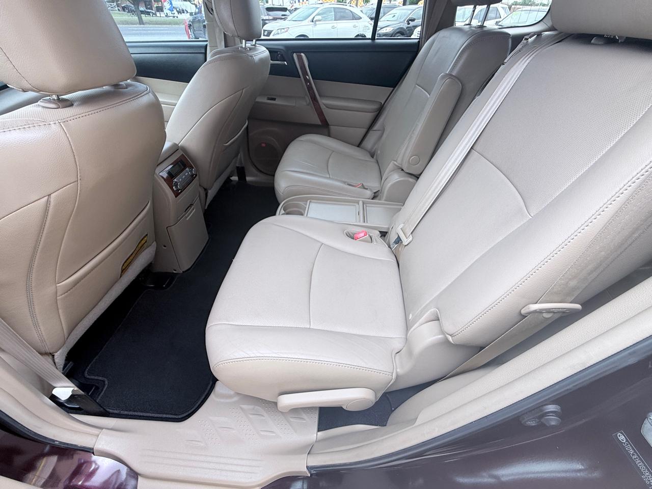 Toyota Highlander FWD 4dr V6 Limited (Natl) 2013