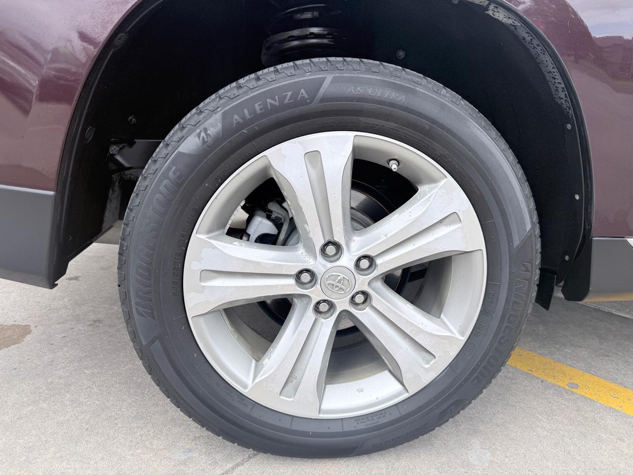 Toyota Highlander FWD 4dr V6 Limited (Natl) 2013