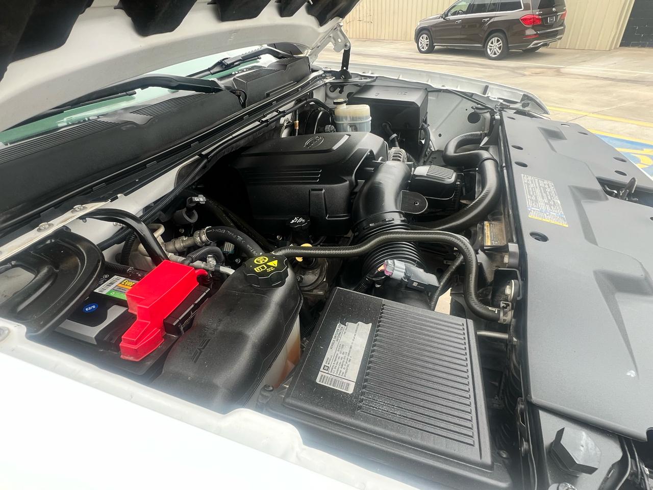 Chevrolet Silverado 1500 4WD Reg Cab 119.0" Work Truck 2010