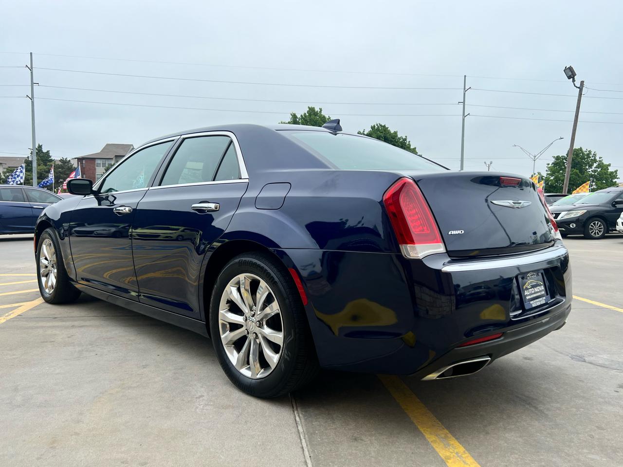 Chrysler 300 4dr Sdn 300C AWD 2016