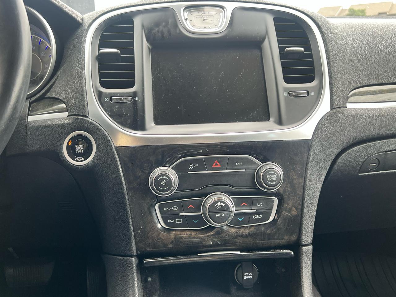 Chrysler 300 4dr Sdn 300C AWD 2016