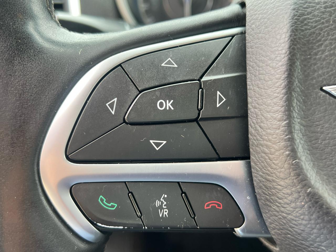 Chrysler 300 4dr Sdn 300C AWD 2016