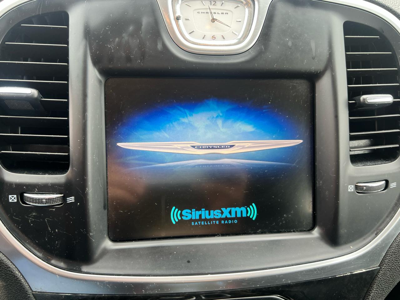 Chrysler 300 4dr Sdn 300C AWD 2016