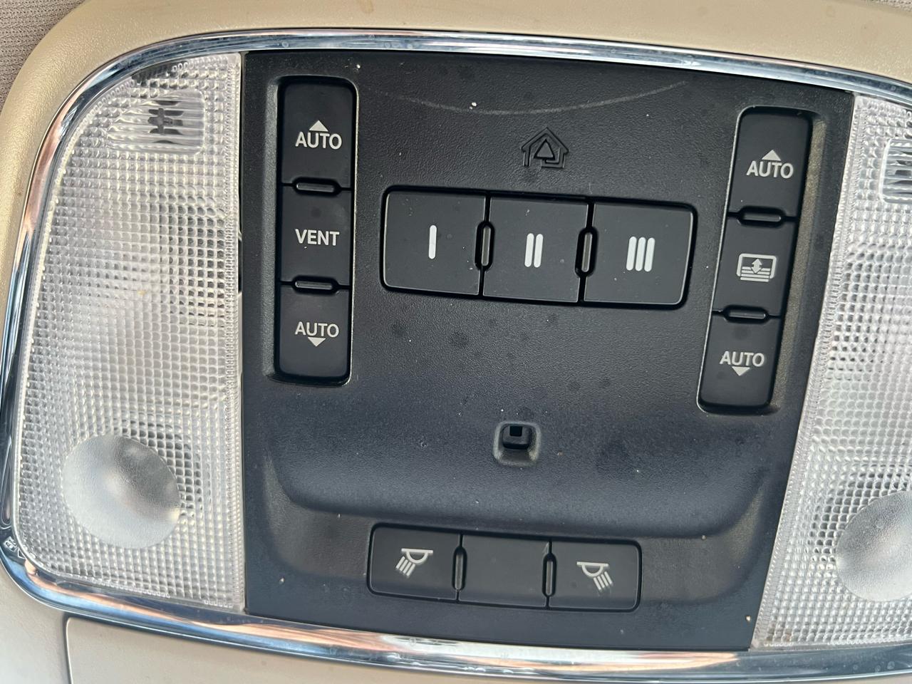 Chrysler 300 4dr Sdn 300C AWD 2016