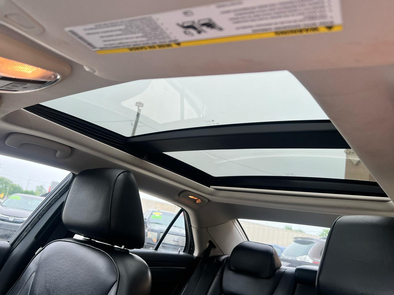 Chrysler 300 4dr Sdn 300C AWD 2016