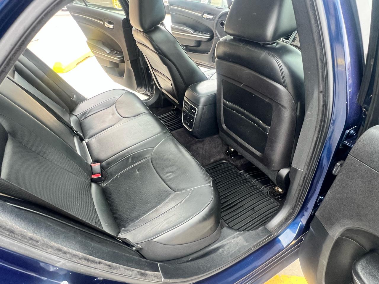 Chrysler 300 4dr Sdn 300C AWD 2016