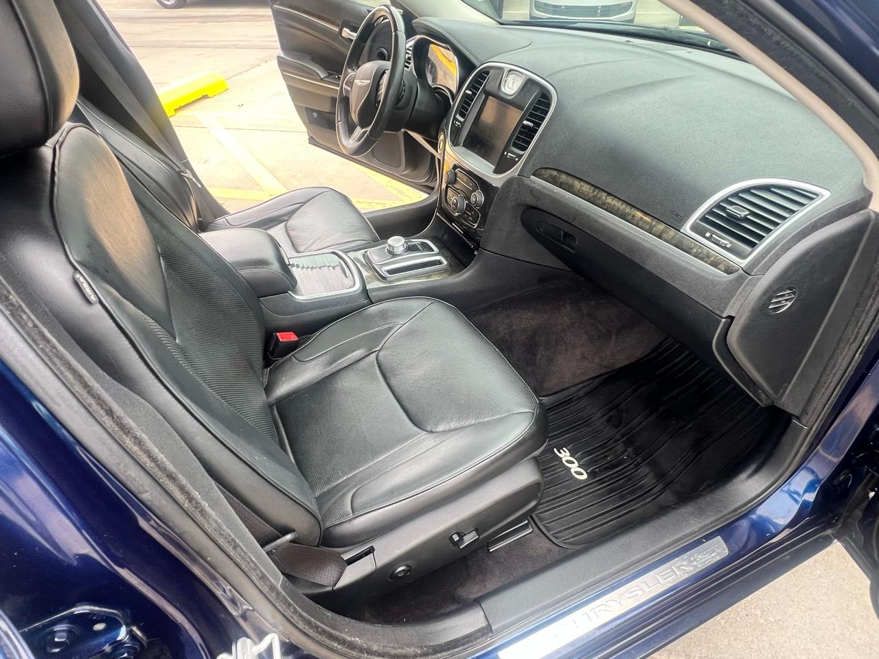 Chrysler 300 4dr Sdn 300C AWD 2016