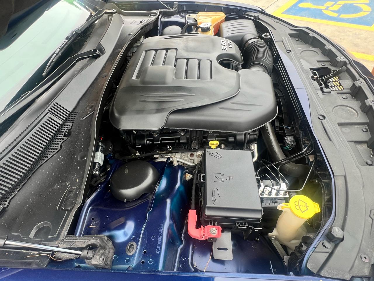 Chrysler 300 4dr Sdn 300C AWD 2016