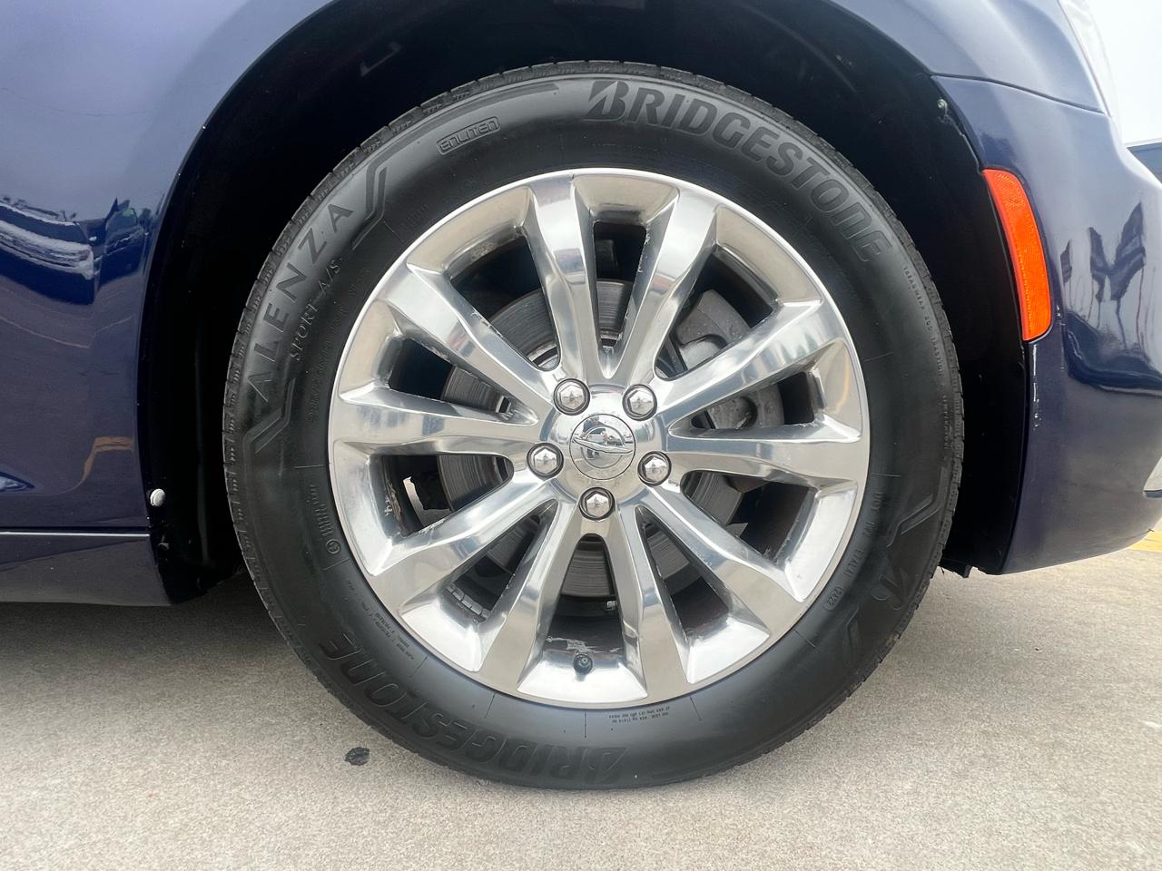 Chrysler 300 4dr Sdn 300C AWD 2016