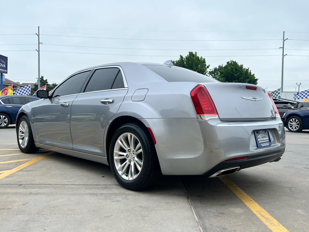 Chrysler 300 300C RWD 2017