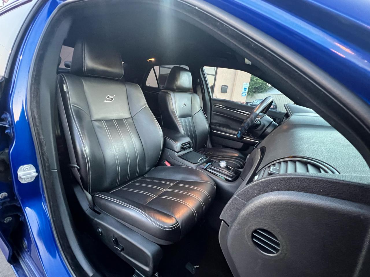 Chrysler 300 300S AWD 2019