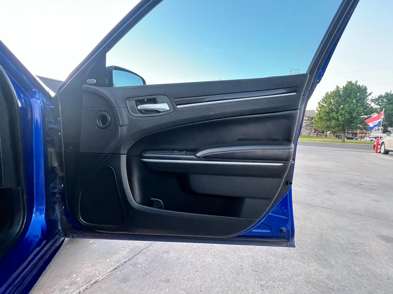 Chrysler 300 300S AWD 2019