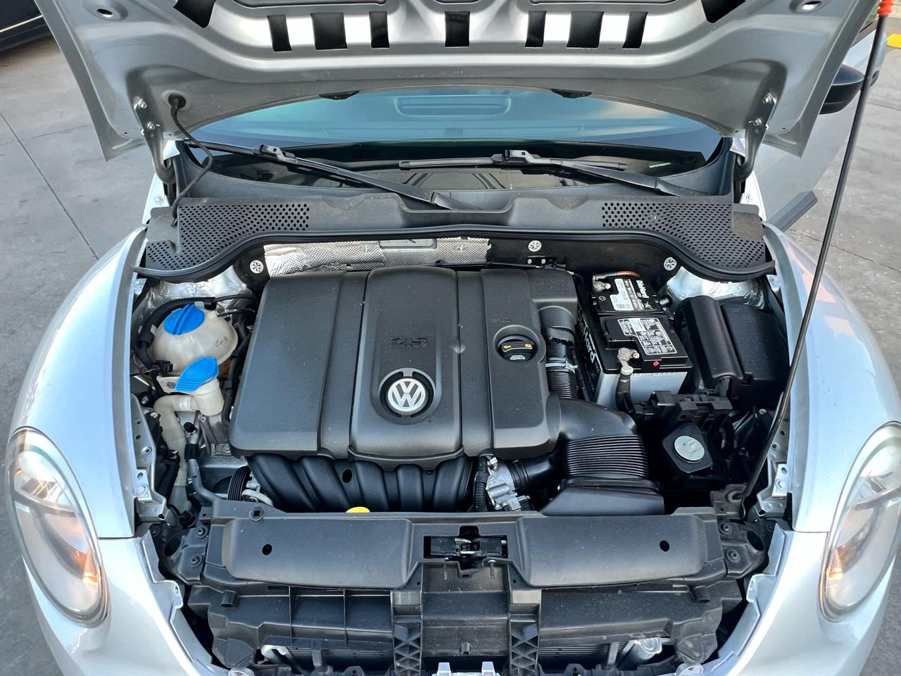Volkswagen Beetle Coupe 2dr Auto 2.5L PZEV 2013