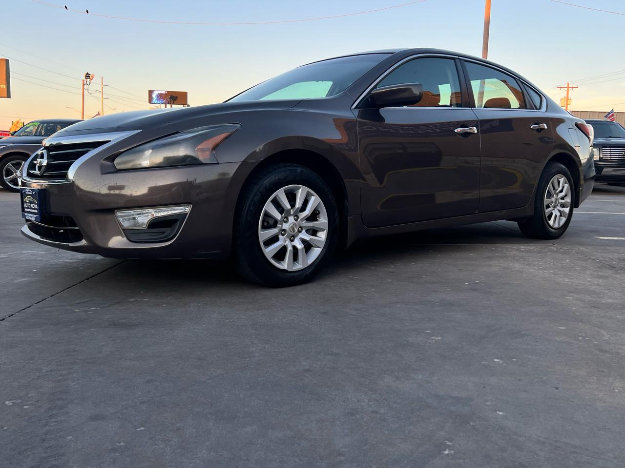Nissan Altima 4dr Sdn I4 2.5 S 2015