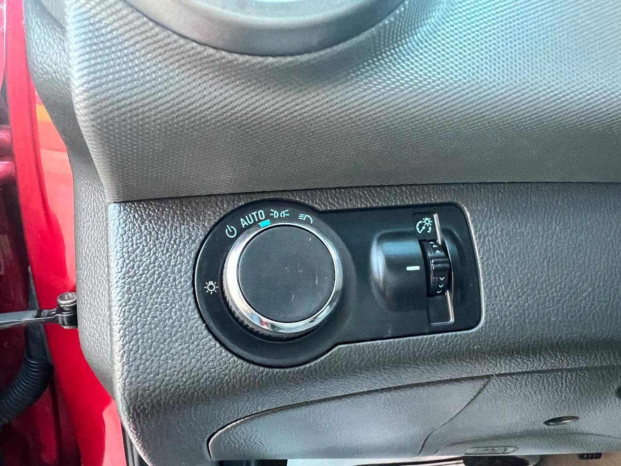 Chevrolet Sonic 4dr Sdn Auto LT 2014