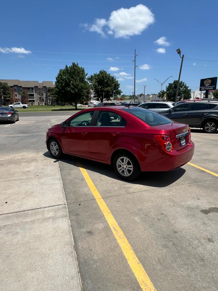 Chevrolet Sonic 4dr Sdn Auto LT 2014