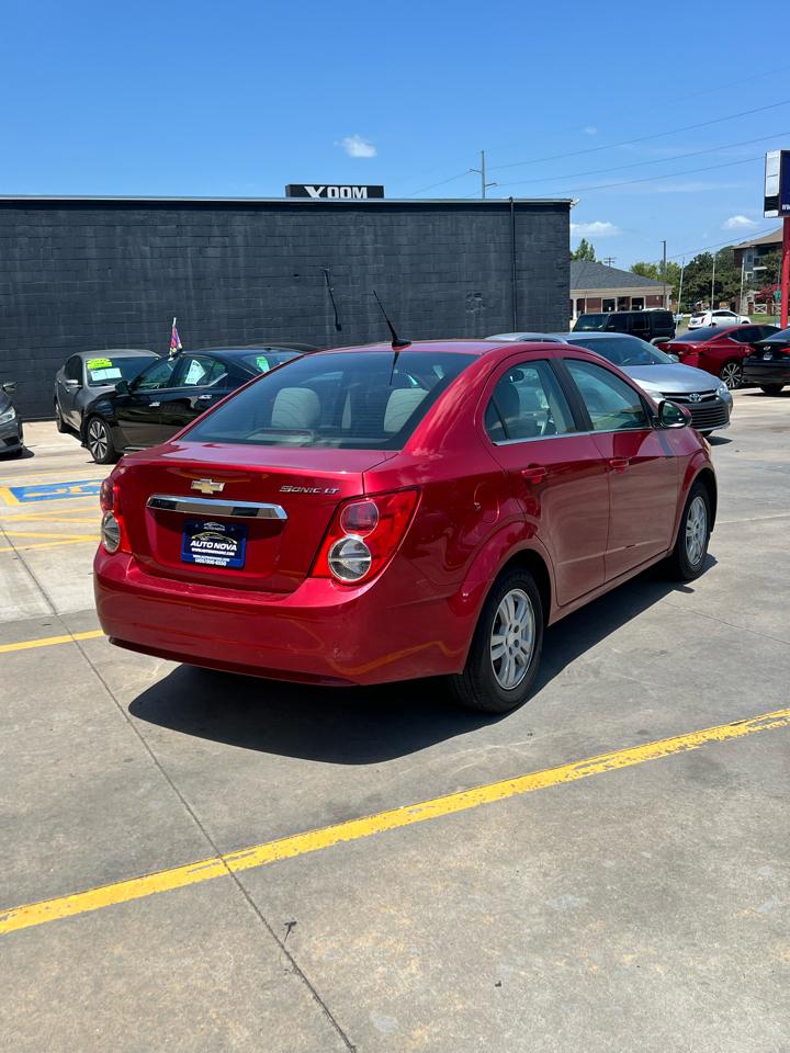 Chevrolet Sonic 4dr Sdn Auto LT 2014