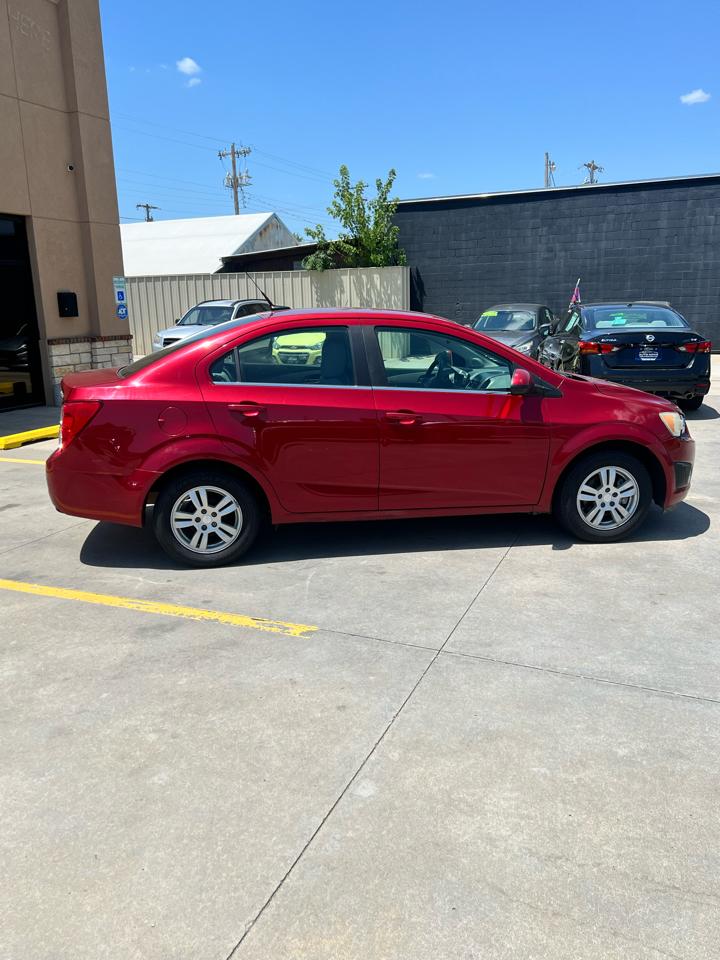 Chevrolet Sonic 4dr Sdn Auto LT 2014
