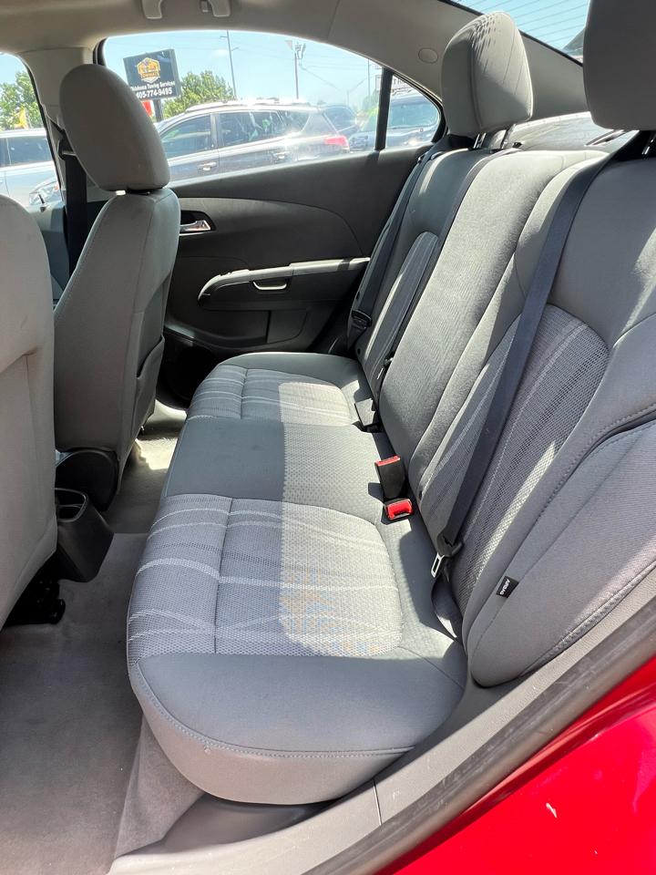 Chevrolet Sonic 4dr Sdn Auto LT 2014