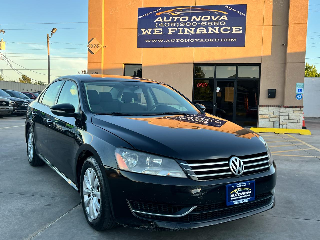 Volkswagen Passat 4dr Sdn 2.5L Auto S PZEV 2012