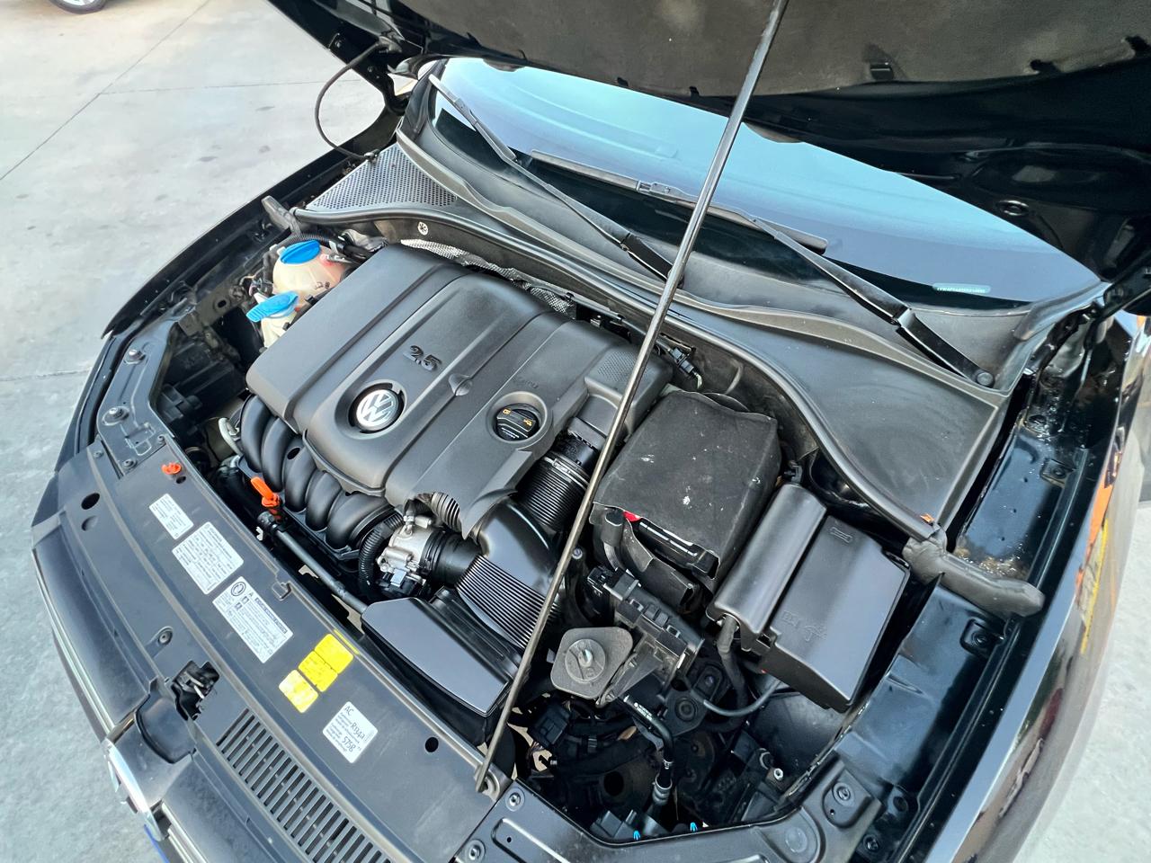 Volkswagen Passat 4dr Sdn 2.5L Auto S PZEV 2012